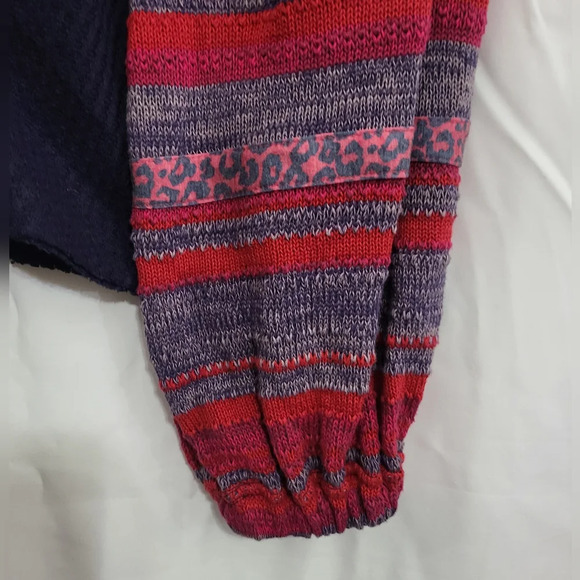 Free People Womens Navy Red V-Neck Copenhagen Long Sleeve Thermal Boho Top Sz M - Picture 6 of 9